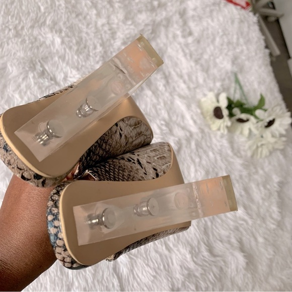 CLEAR HEEL MULES - Picture 8 of 10